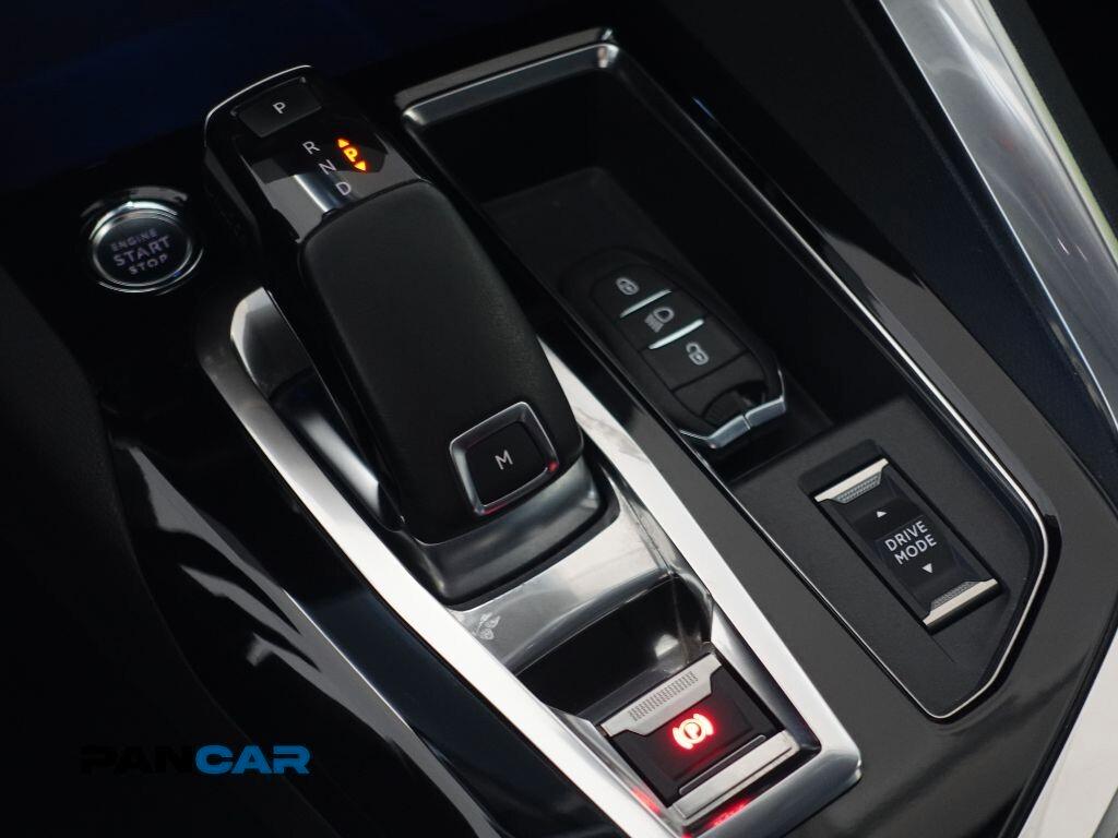 Peugeot 3008 BlueHDi 130 S&S EAT8 Allure