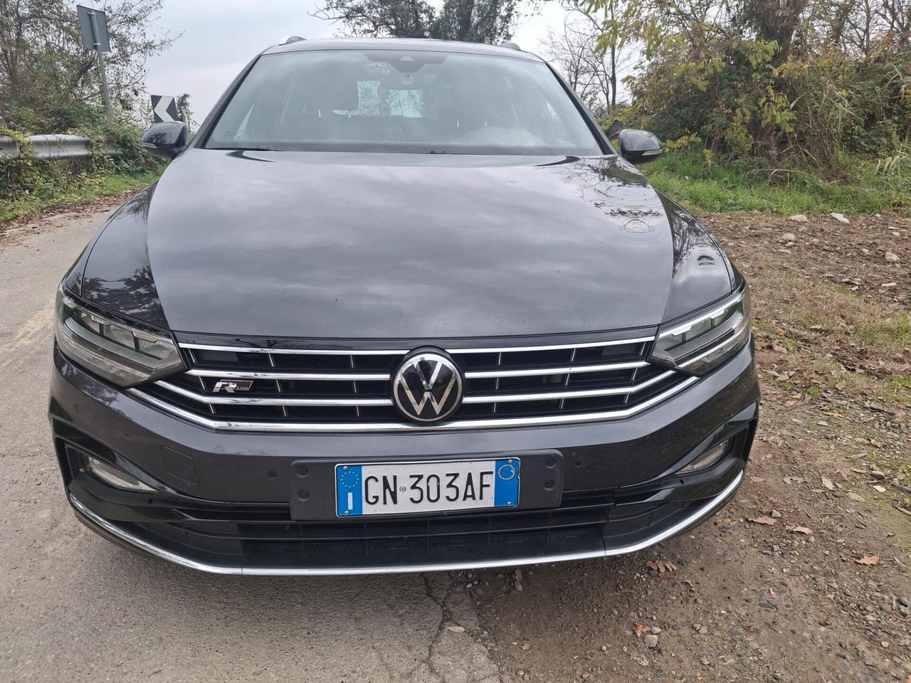 Volkswagen Passat Variant 2.0 TDI R Line 200 CV DSG Executive