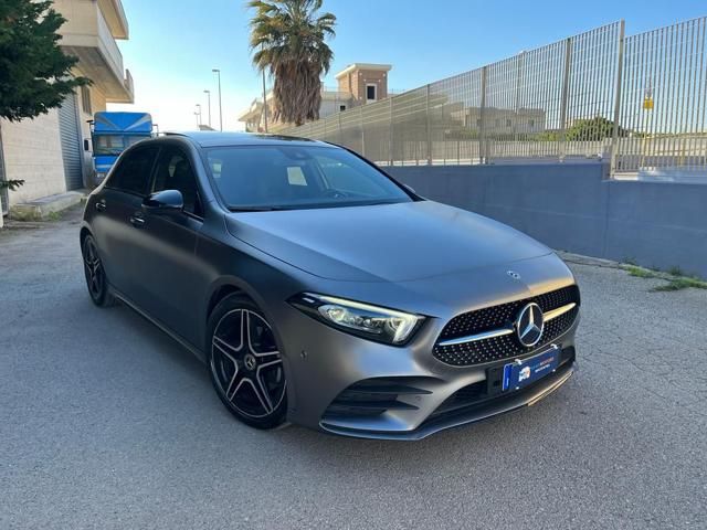 MERCEDES-BENZ A 180 d Automatic Premium