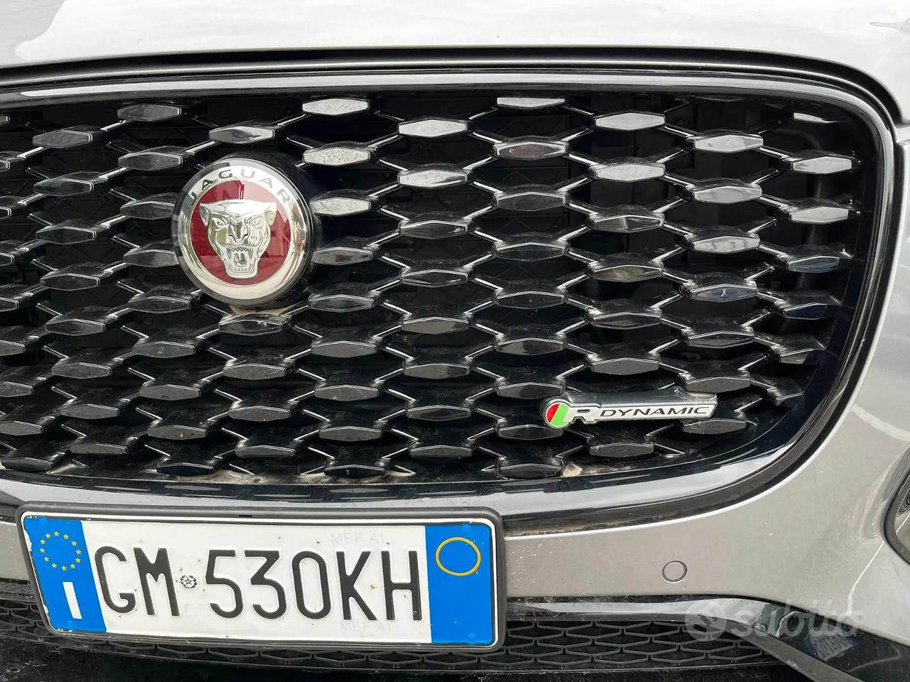 JAGUAR F-PACE 2.0 D 204CV AWD AUT.R-DYNAMIC S