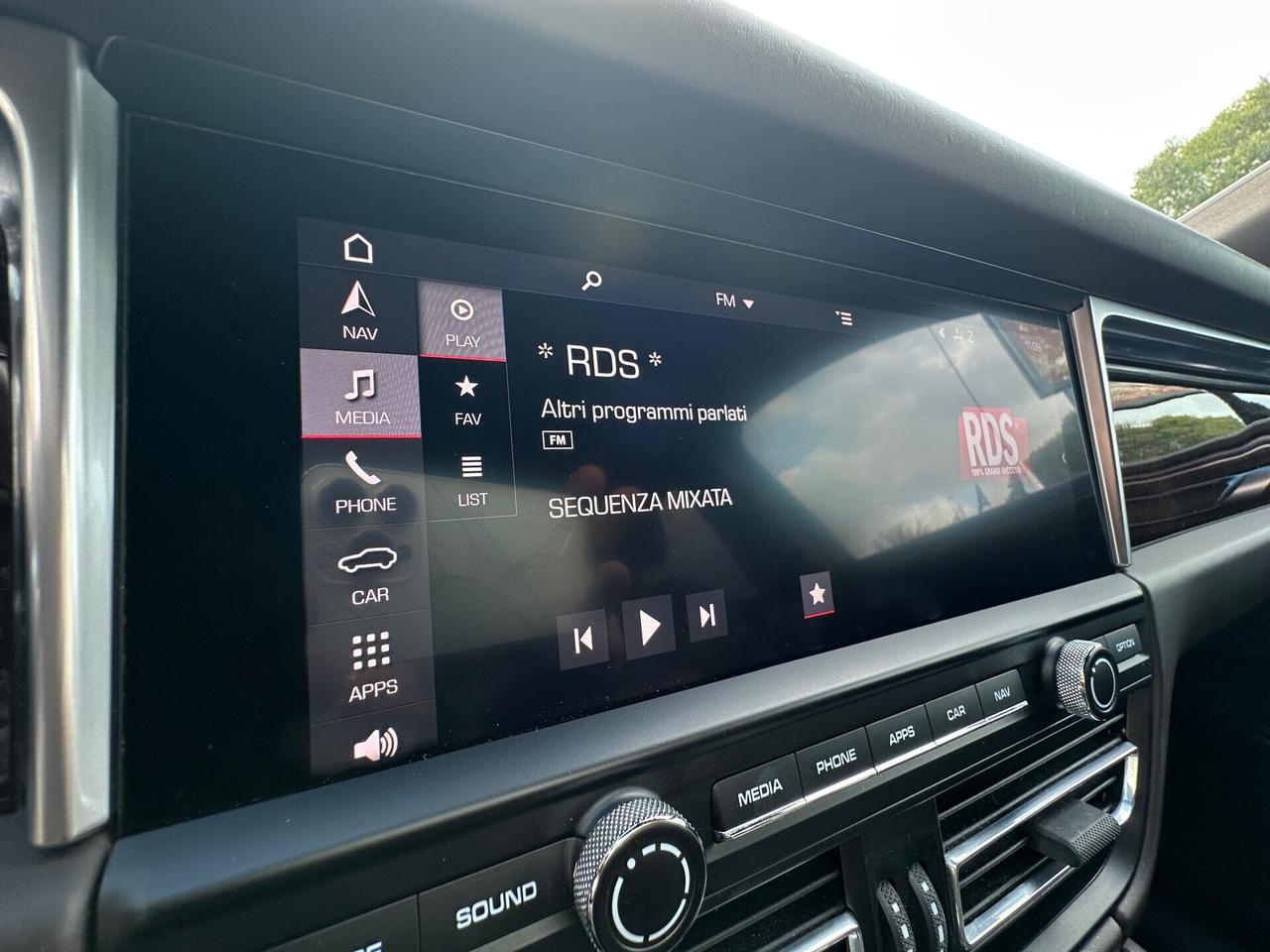 Porsche Macan iva inclusa pelle cocoa cerchio 21 scarichi