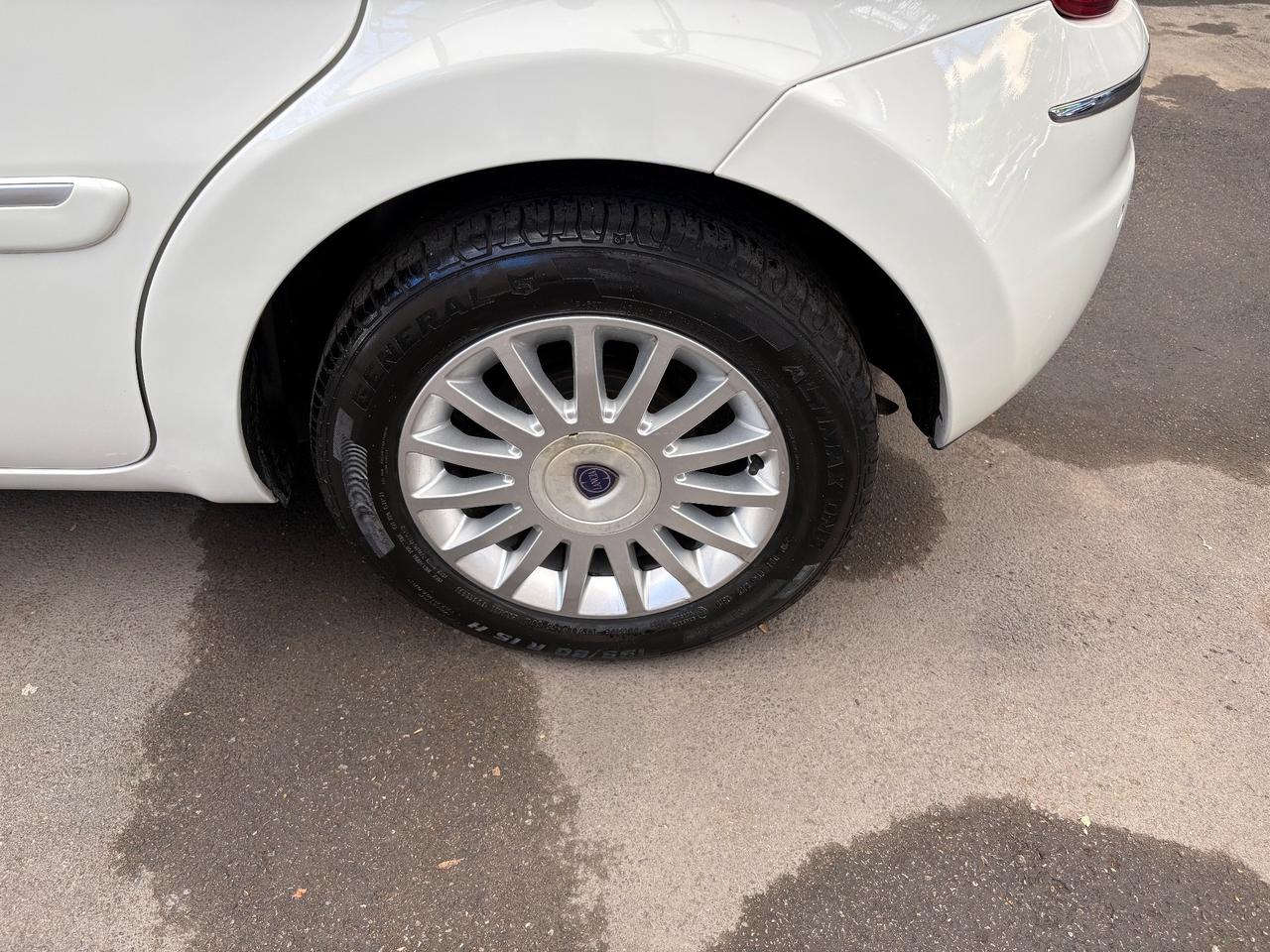 Lancia MUSA 1.4 benzina 2012