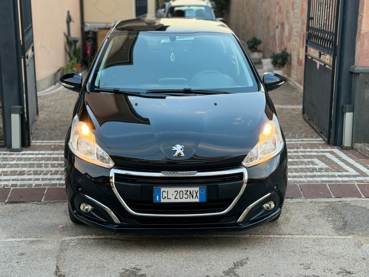 Peugeot 208 BlueHDI 75 CV Allure