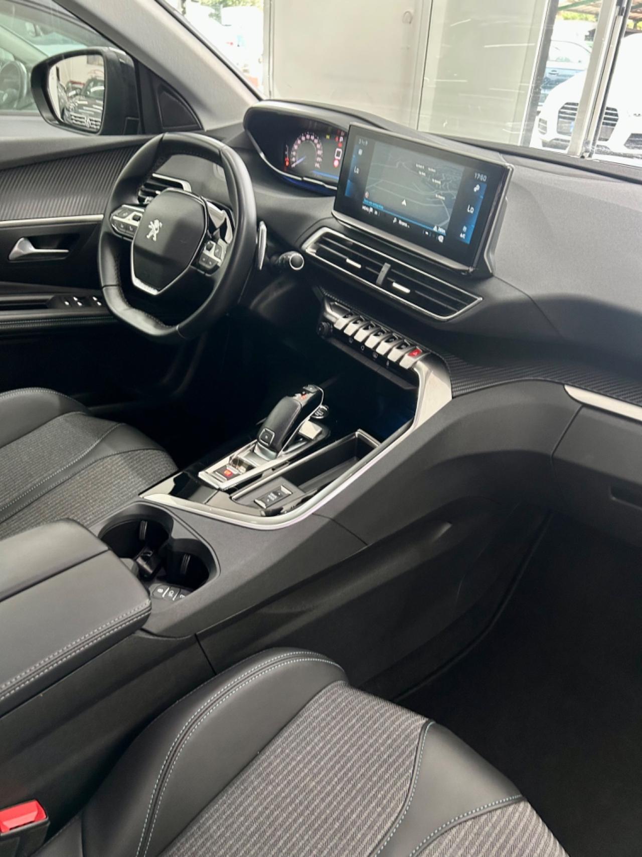 Peugeot 3008 130 S&S EAT8 GT LINE FINANZIABILE