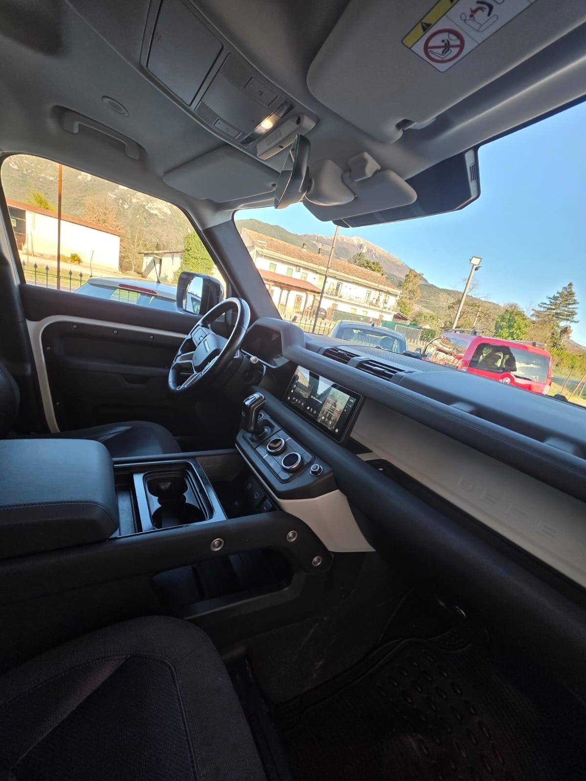 Land Rover Defender 110 2.0 SD4 240CV AWD Auto 72 Yrs. WEB Edition