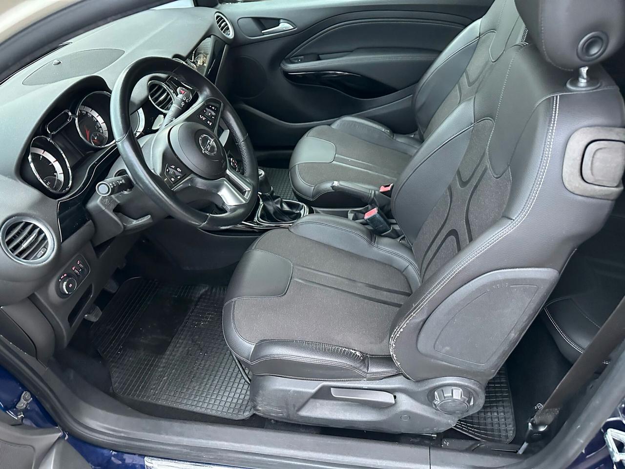 Opel Adam 1.4 87 CV Slam