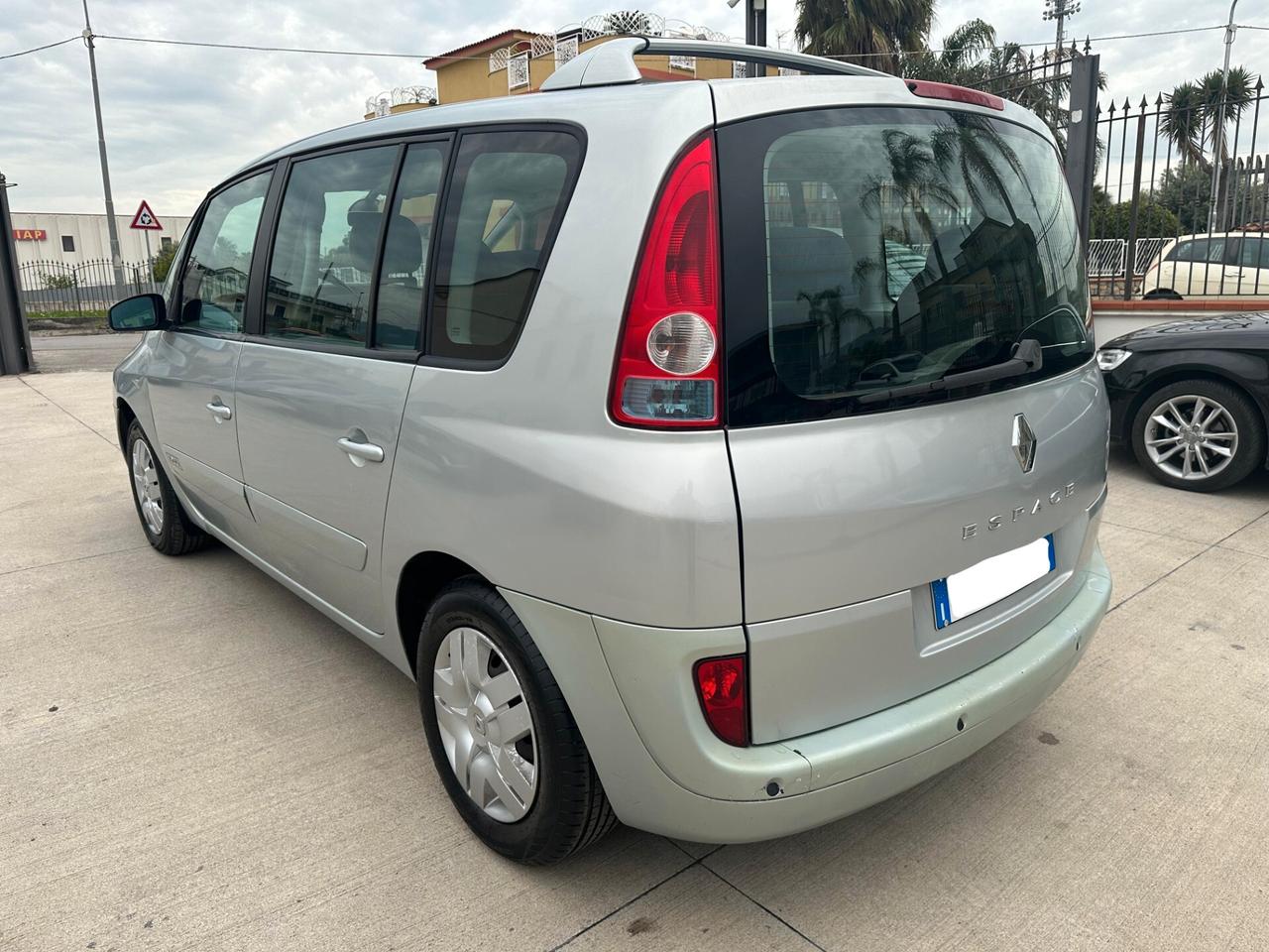 RENAULT ESPACE AUTHENTIQUE 7 POSTI