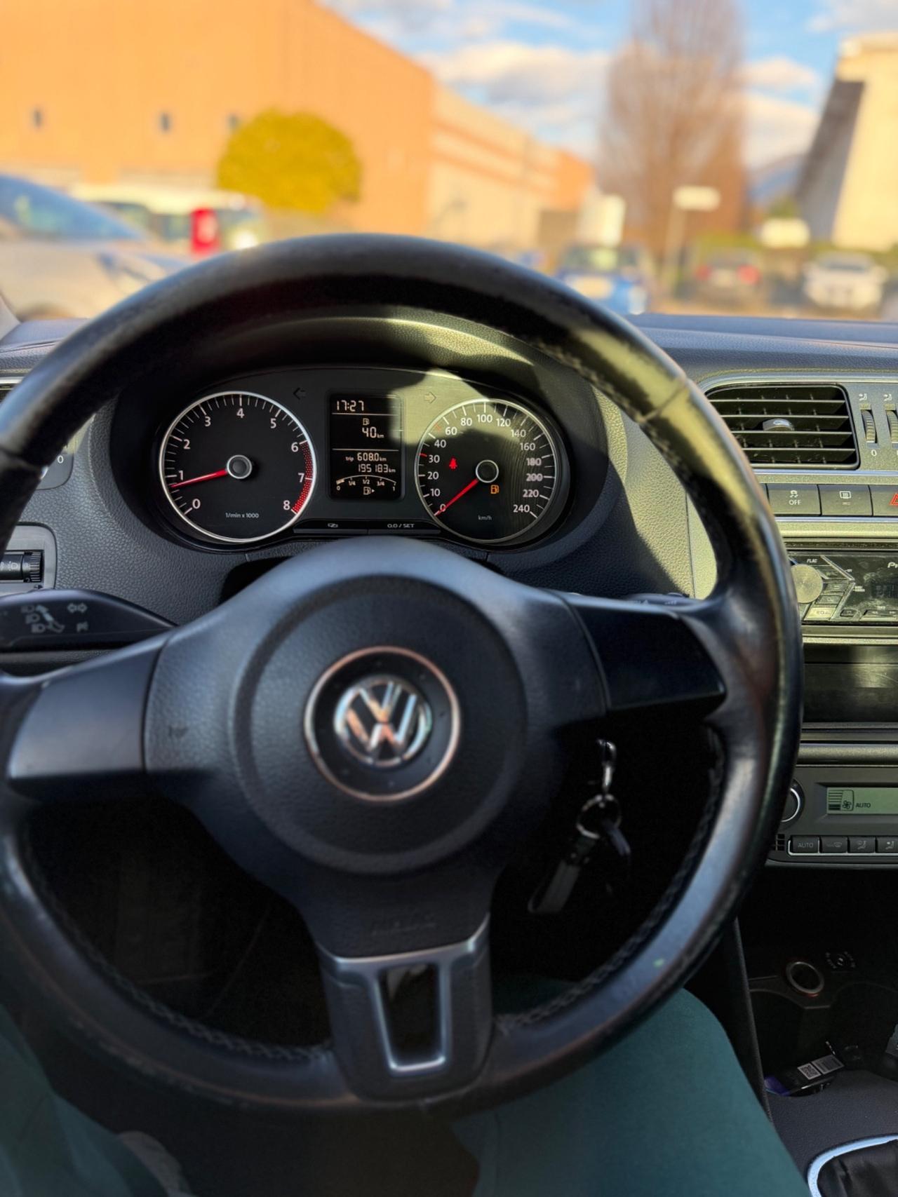 Volkswagen Polo 1.4/80CV 16V 3p. Sportline ok neopatentati