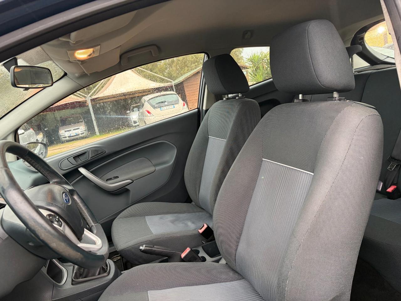 FORD FIESTA 1.2 ANNO 2011 KM 146.000 ADATTA NEOPATENTATI