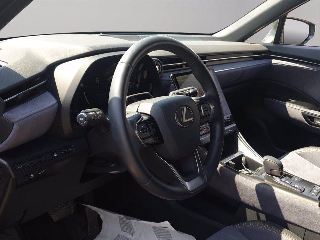 LEXUS Lbx 1.5 hybrid cool 2wd del 2024