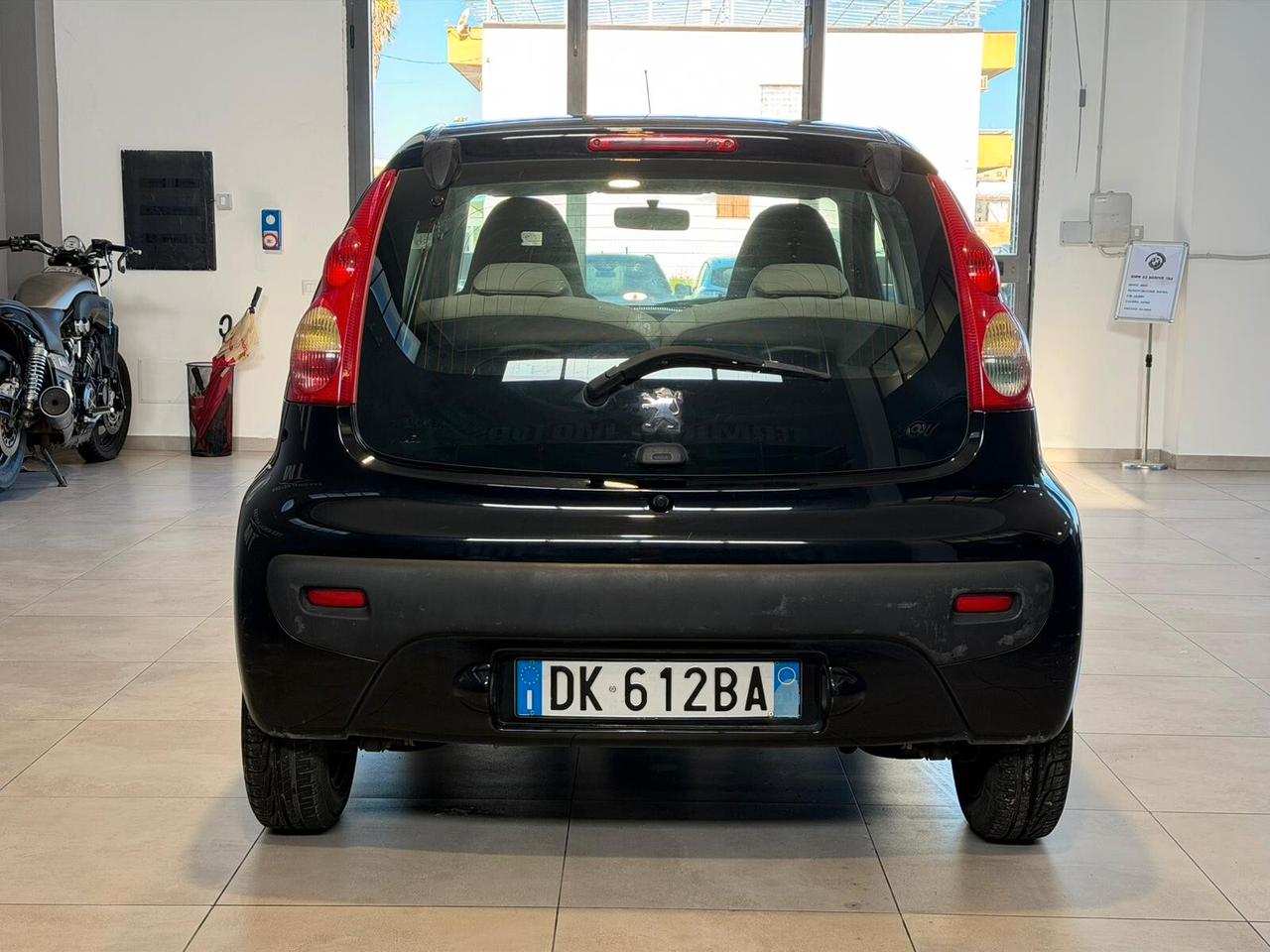 Peugeot 107 1.0 68CV 5p. Desir