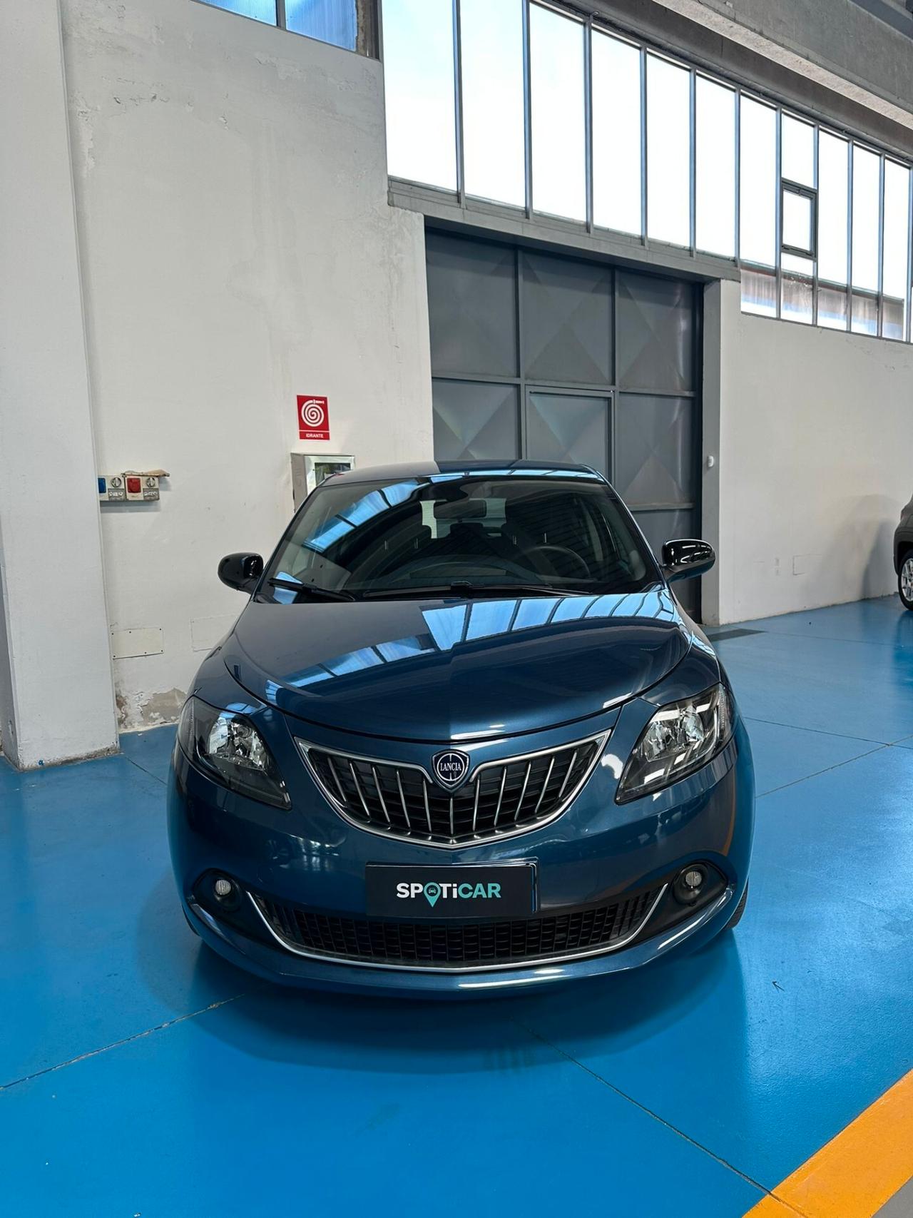 Lancia Ypsilon 1.0 FireFly 5 porte S&S Hybrid Platino