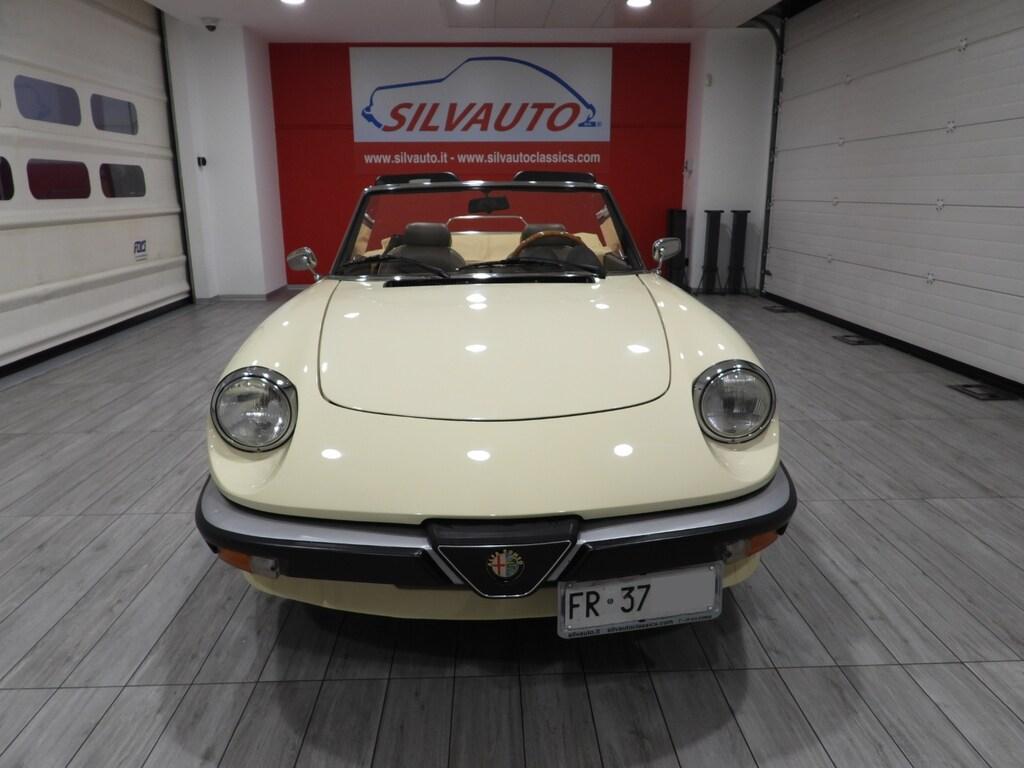 Alfa Romeo Spider 1.6