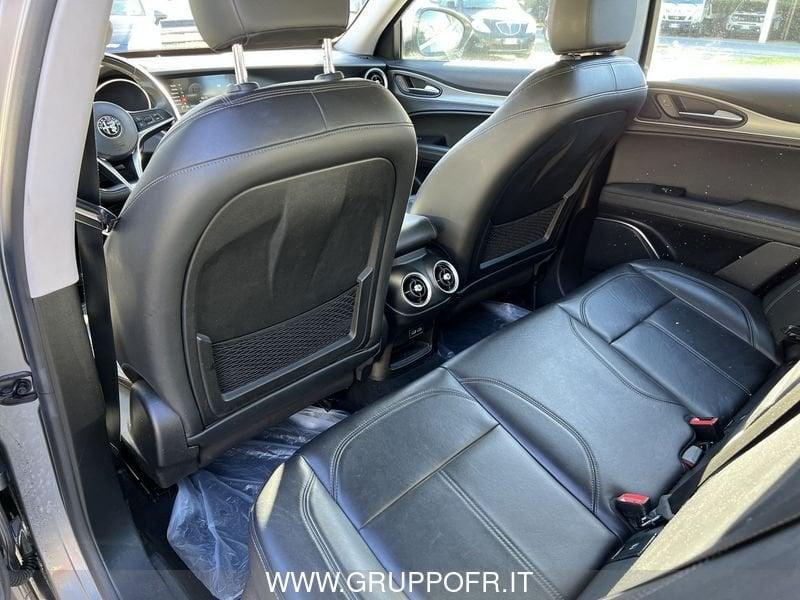 Alfa Romeo Stelvio 2.2 Turbodiesel 210 CV AT8 Q4 Business