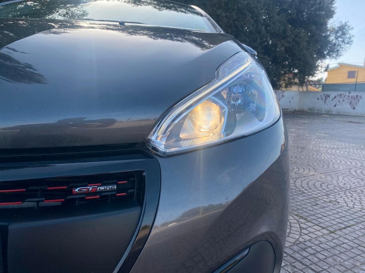 Peugeot 208 GT Line