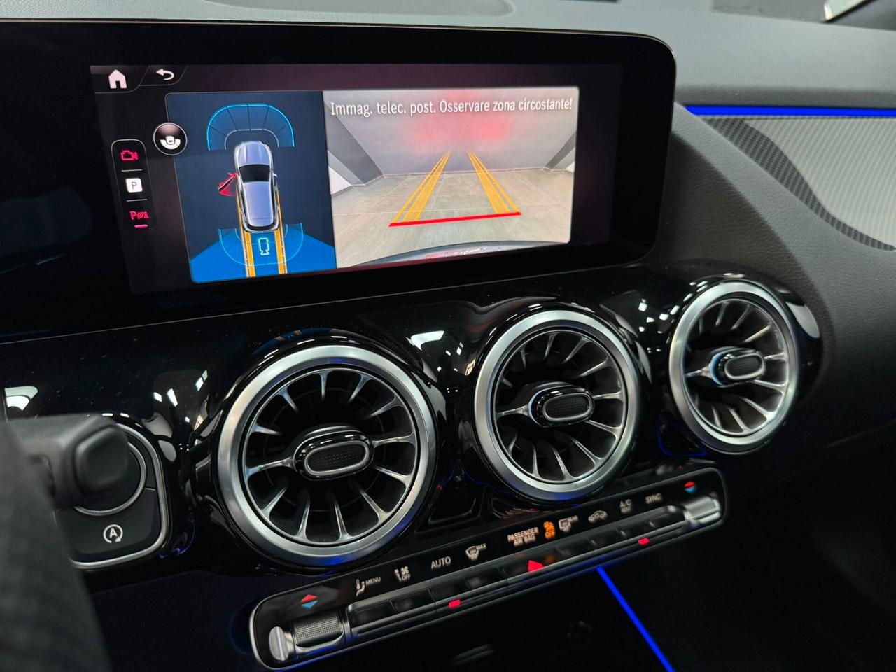 Mercedes-benz GLA 200d 4Matic AMG Line Premium Plus