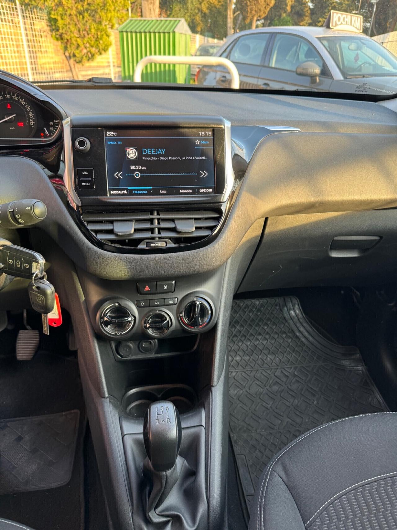 Peugeot 208 1.2 GPL NUOVO - POCHI KM -2019