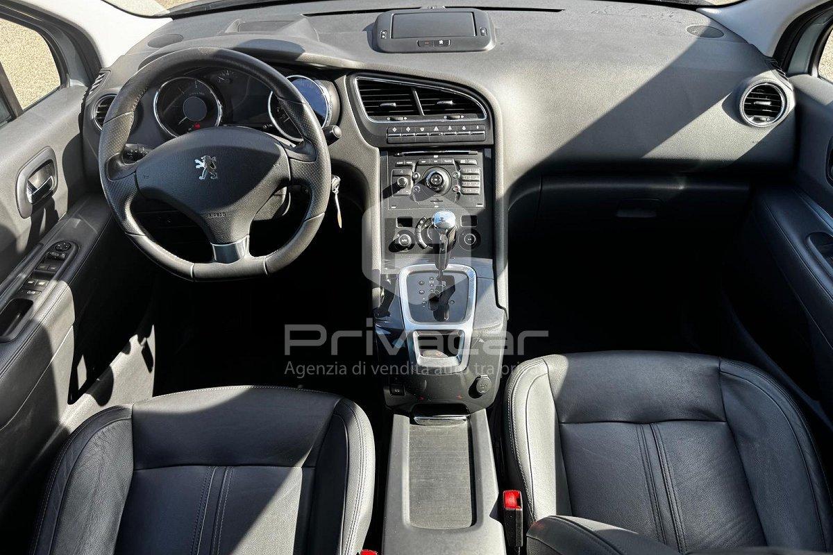 PEUGEOT 5008 2.0 HDi 163CV aut. Féline