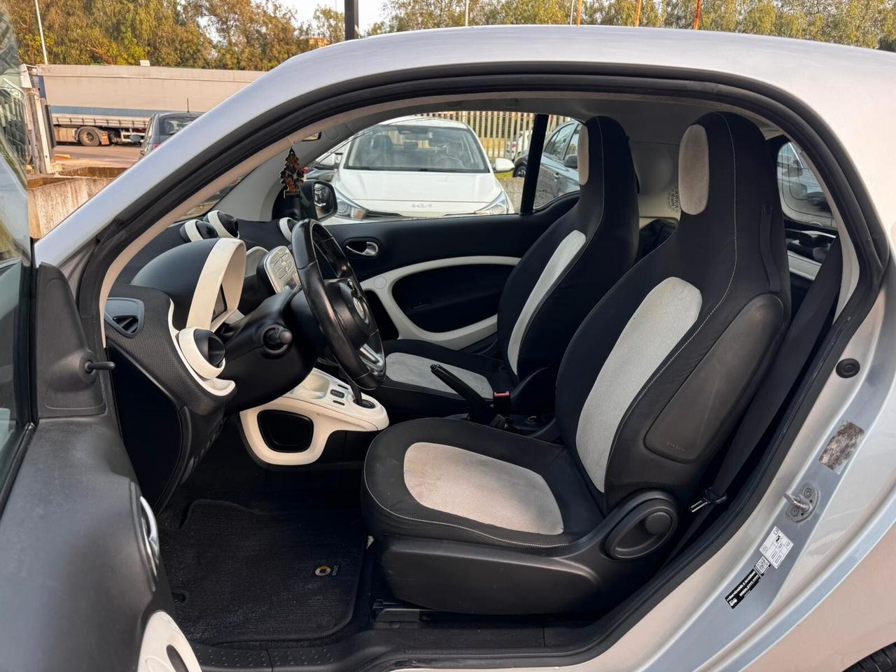 SMART FORTWO 1.0 BENZINA 70 CV 2015