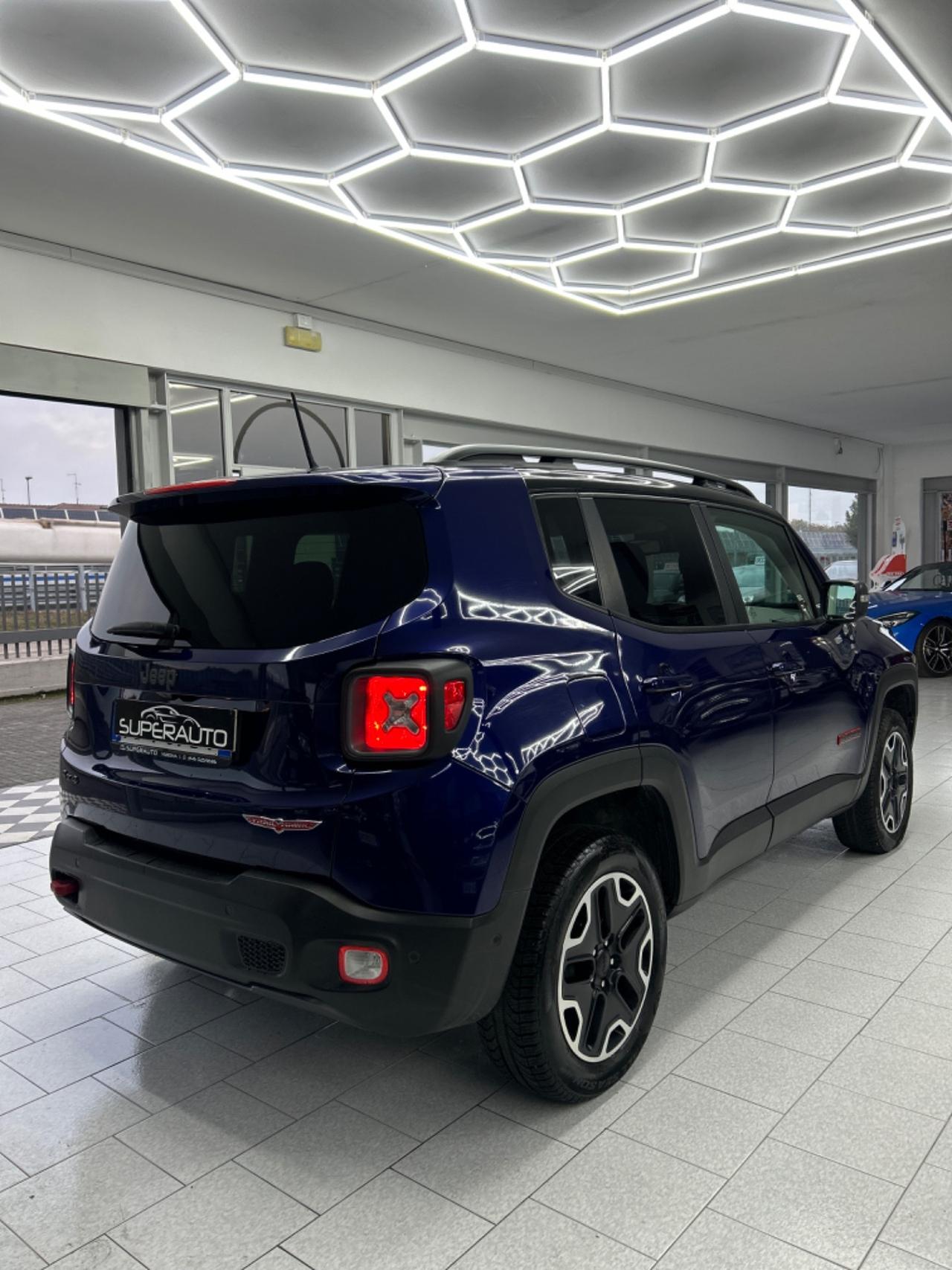 Jeep Renegade 2.0 Mjt 170CV 4WD Active Drive Low Trailhawk