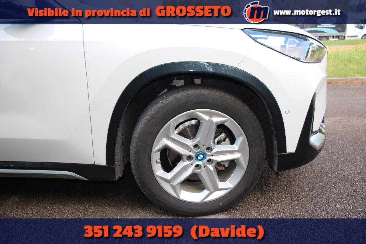 BMW iX1 edrive 20 X-Line