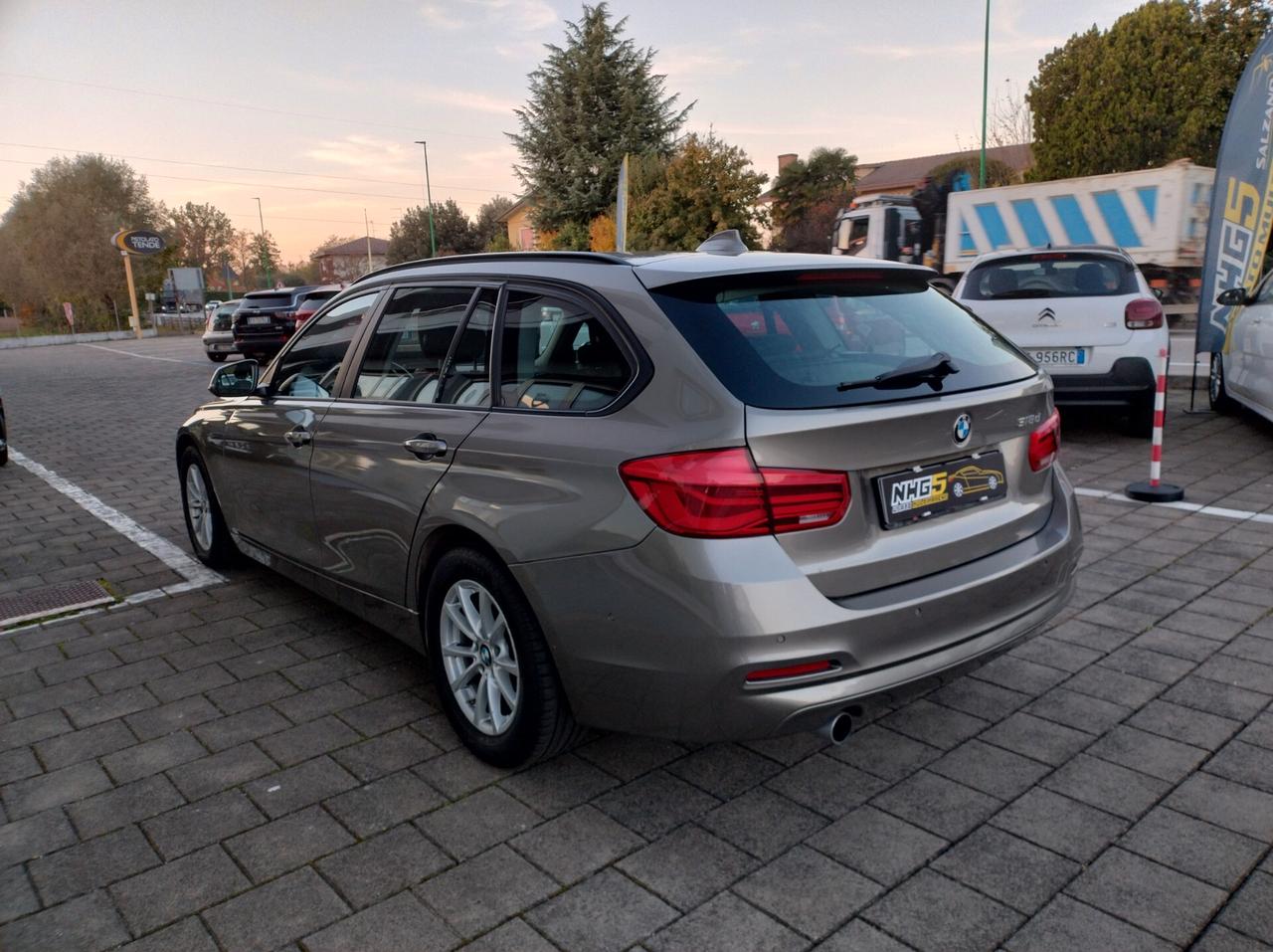 Bmw 318 318d Touring Business Advantage aut.