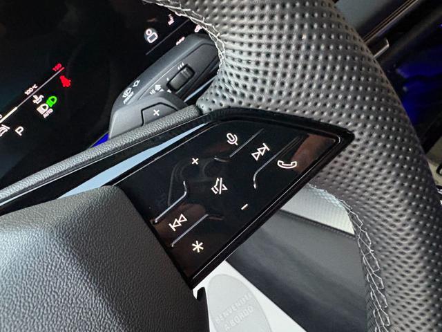AUDI A6 TDI 150 kW S tronic quattro S line edition.