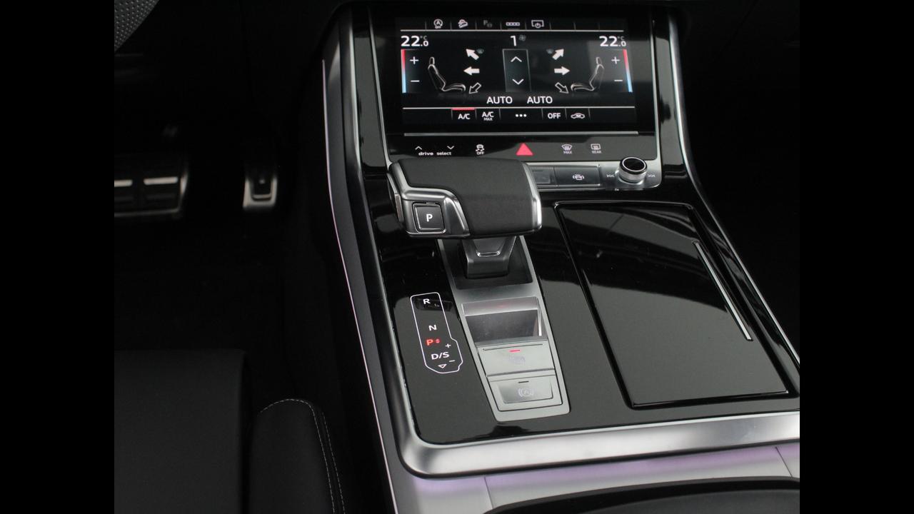AUDI Q8 I 2018 - Q8 50 3.0 tdi mhev Sport quattro tiptronic
