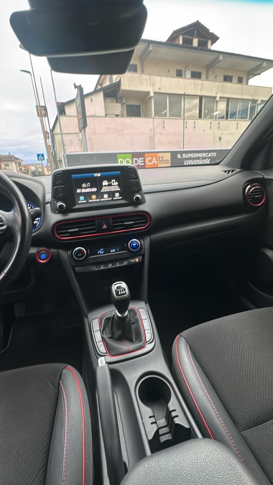 HYUNDAI KONA 1,6 DIESEL 2019 INTERNI IN PELLE . FULL..