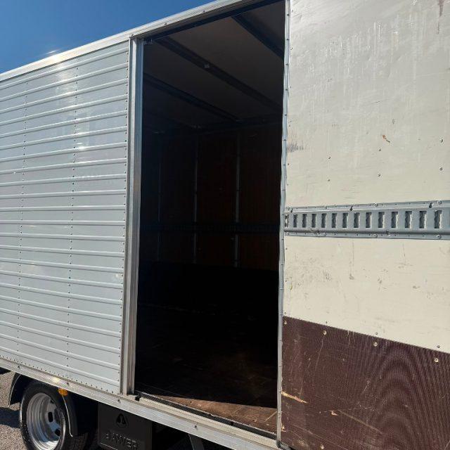 IVECO DAILY 35C14 BOX CON SPONDA 3 POSTI - 2024