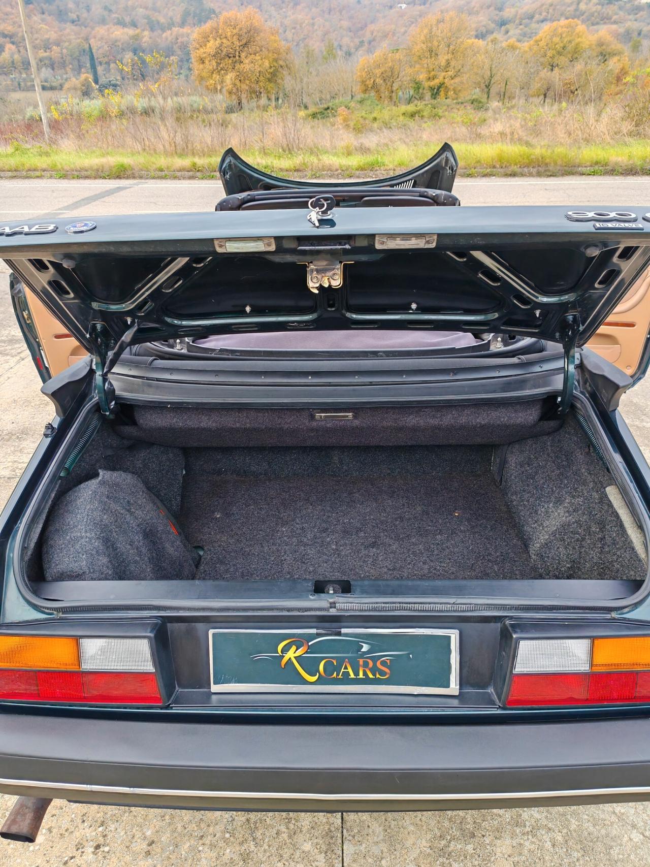 Saab 900 EP Cabriolet (Magnifica)