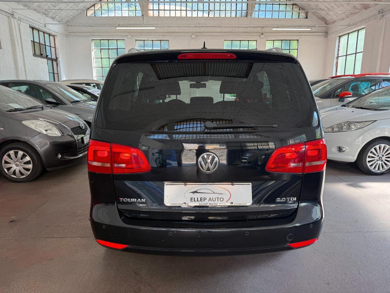 Volkswagen Touran 2.0 TDI 170 CV DSG - CINGHIA OK