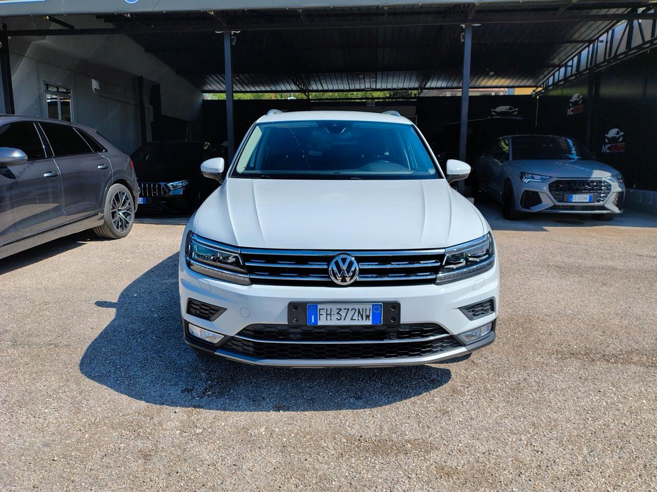 Volkswagen Tiguan 2.0 TDI SCR DSG 4MOTION Business BMT