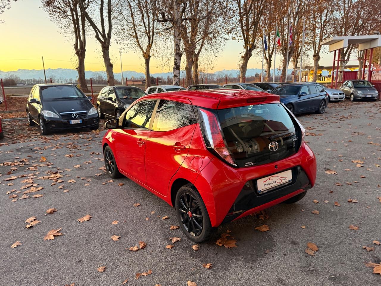 Toyota Aygo 1.0 VVT-i 69 CV 5 porte x-clusiv