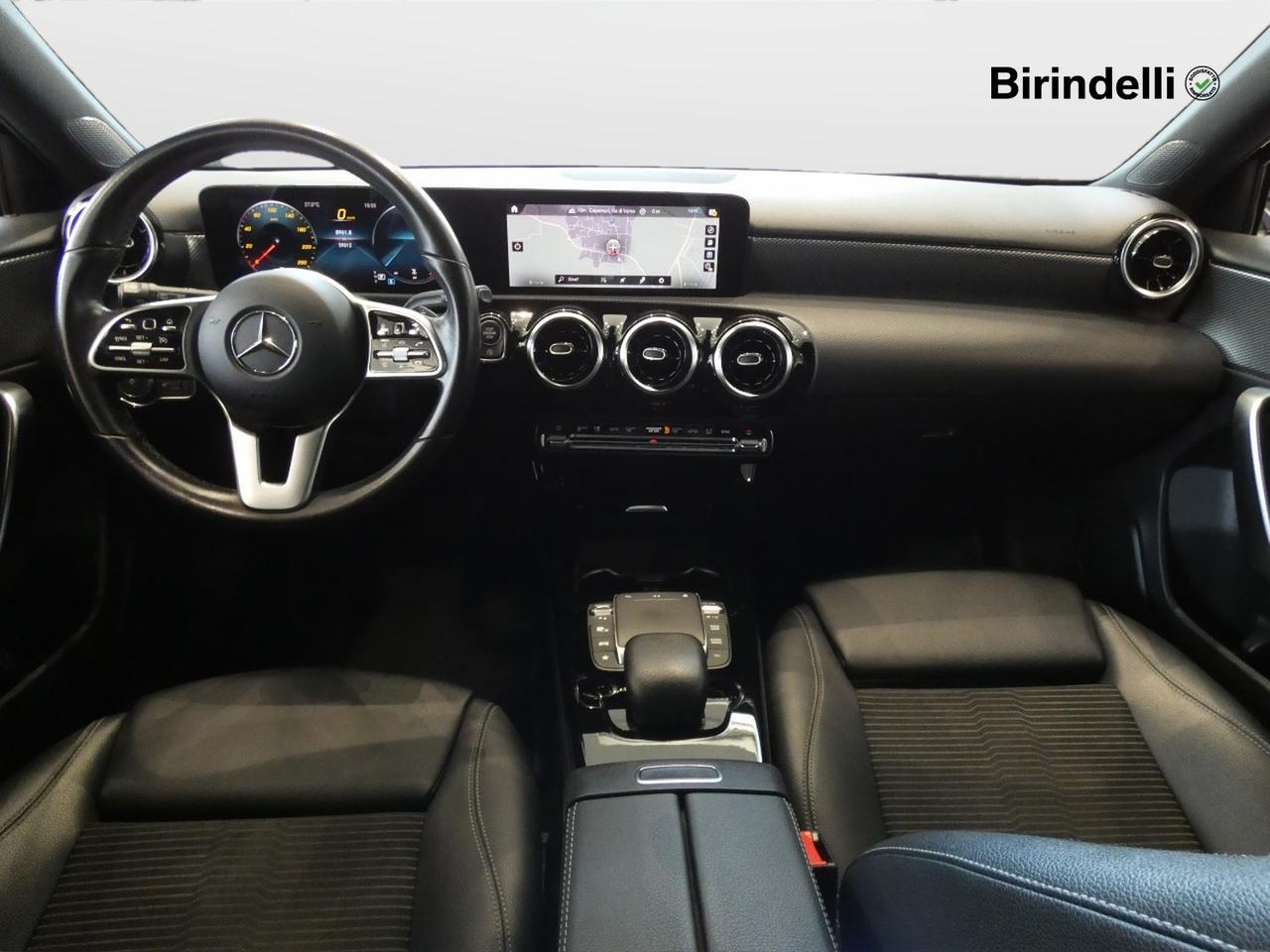 Mercedes-Benz Classe A (W177) - A 180 d Automatic Business