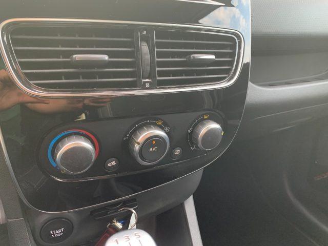 RENAULT Clio TCe 12V 90 CV GPL 5 porte Moschino Intens