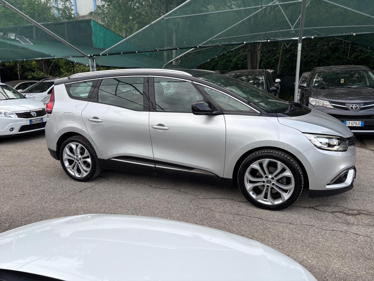 Renault Grand Scenic 1.5 dCi 7 posti OK NEOPATENTATI
