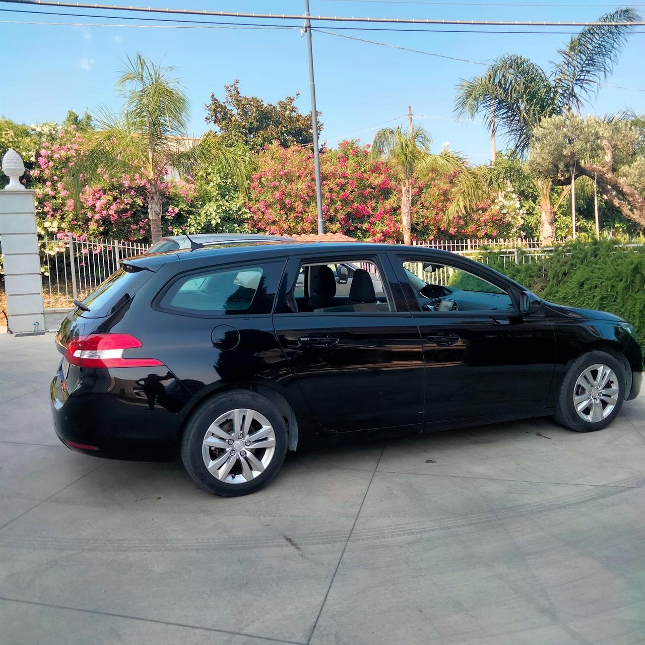 Peugeot 308 1.6 e-HDi 115 CV Stop&Start SW Allure