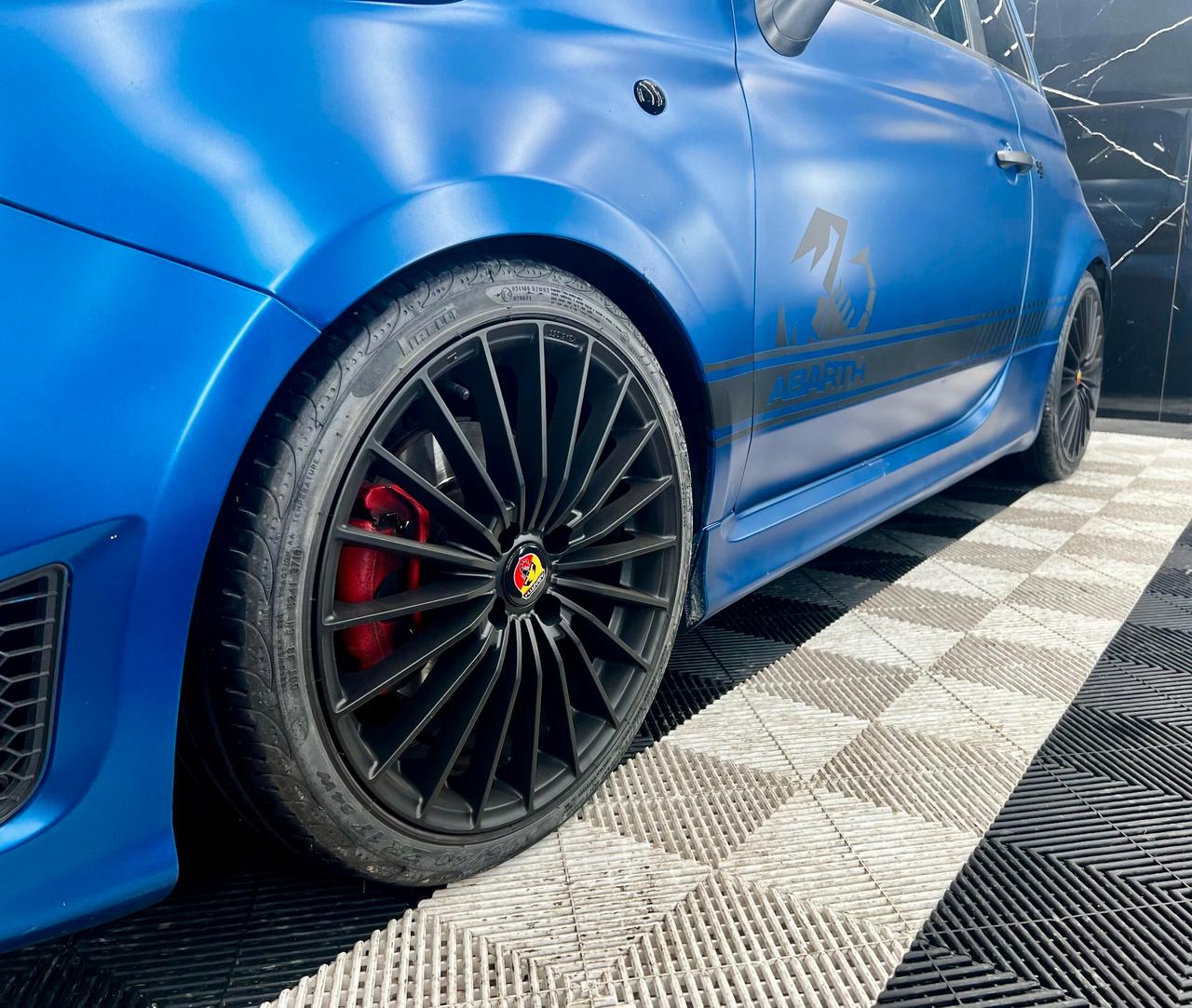 Abarth 500 1.4 Turbo T-Jet 200CV