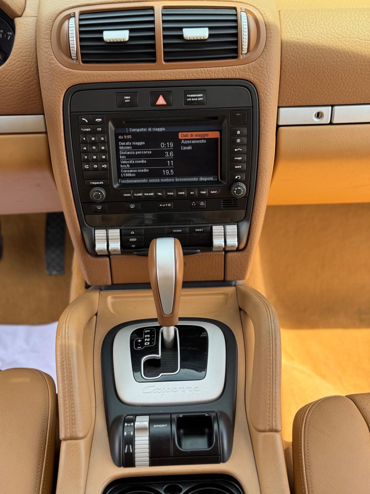 PORSCHE CAYENNE 3.6 BENZINA SOLI 83.000 KM GARANZIA