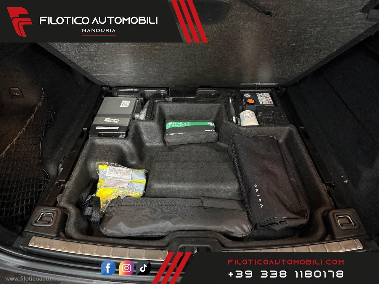 VOLVO XC60 B4 DIESEL/IBRIDO FULL OPTIONAL