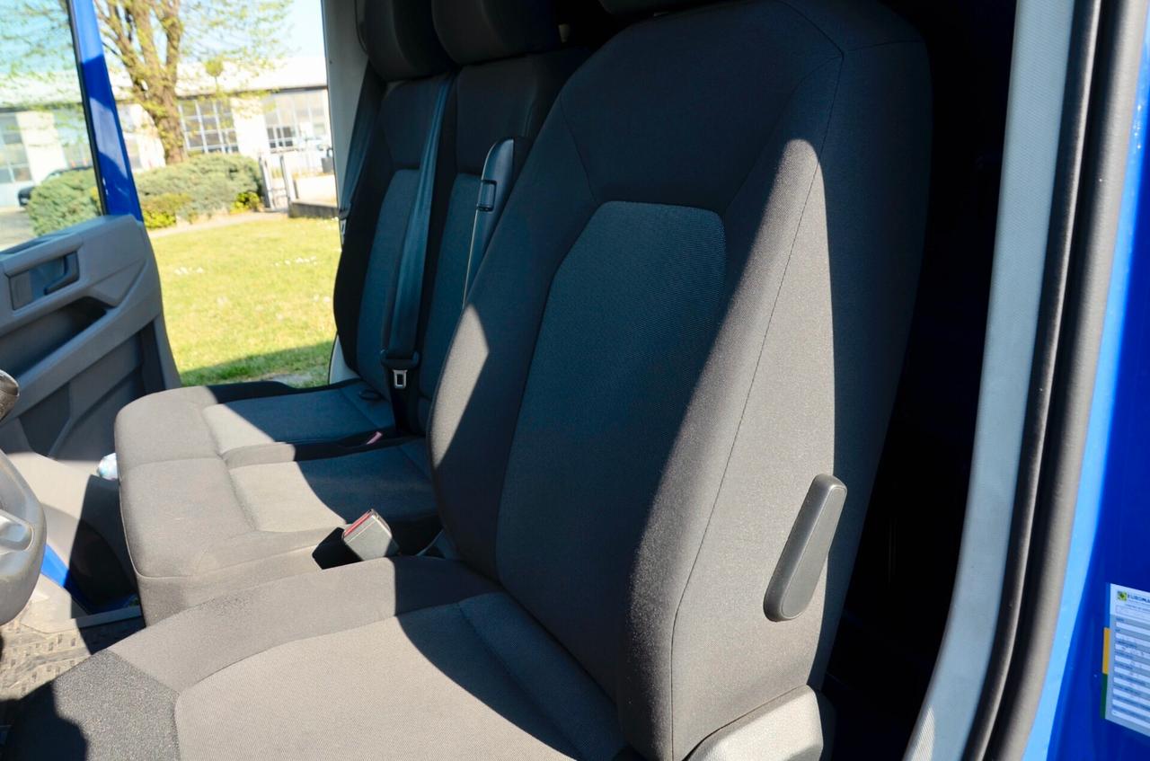 VOLKSWAGEN CRAFTER 2.0 105cv L3 H3, NO IVA, UFF ITALIANA, APPLE CAR PLAY, RETROCAMERA, PERMUTE