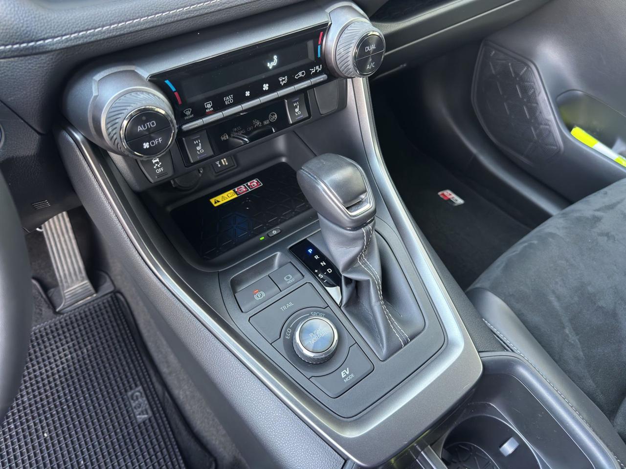 Toyota RAV4 5 porte 2.5 Hybrid E-CVT AWD-i GR