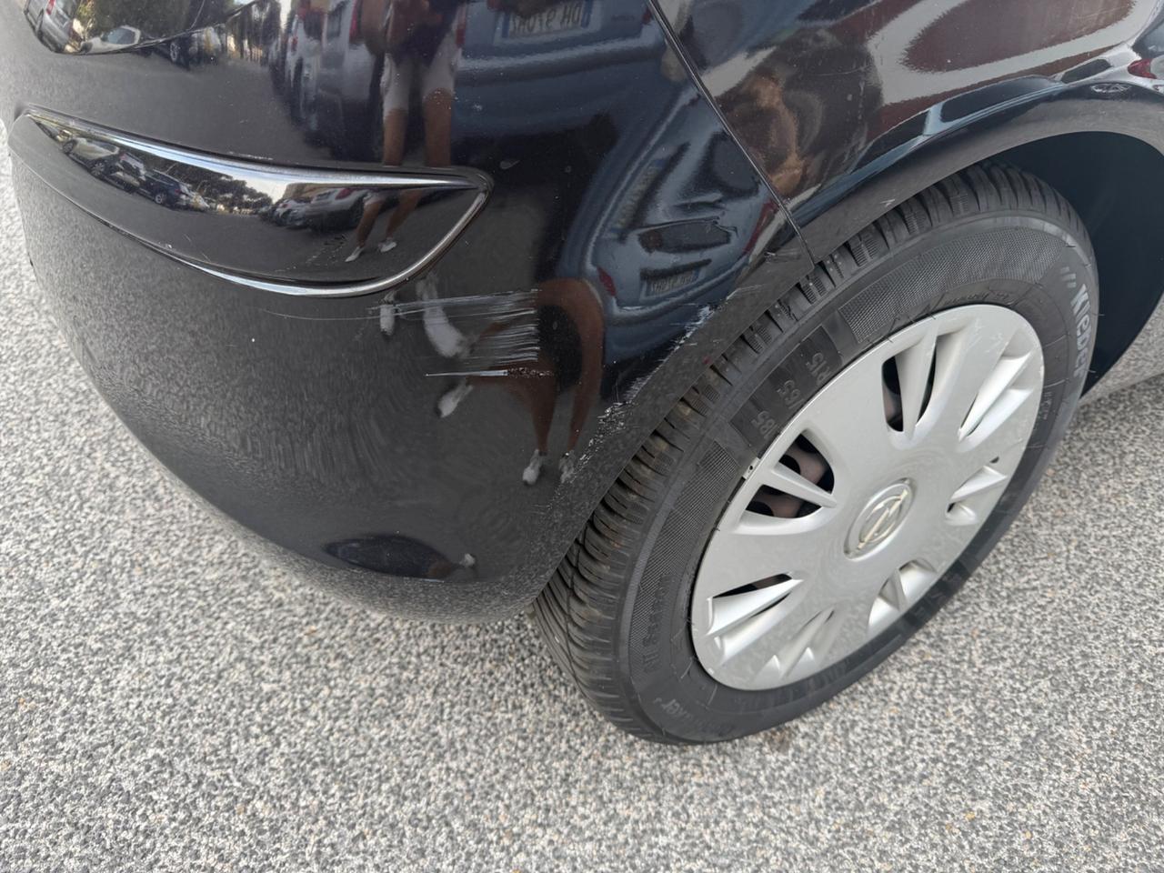 Opel Corsa 1.2 3 porte Enjoy