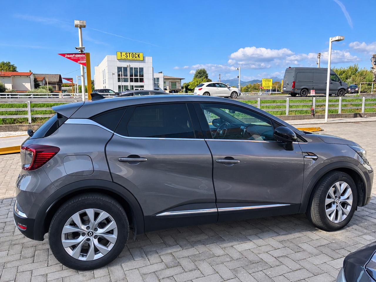 Renault Captur Plug-in Hybrid E-Tech 160 CV Intens