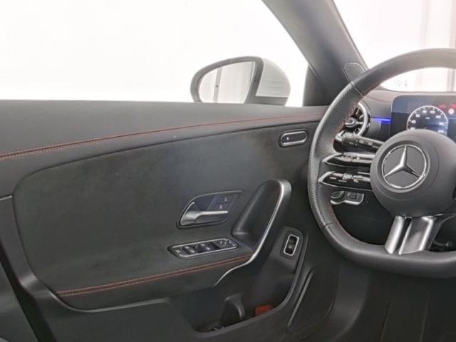 MERCEDES Classe CLA 180 Aut. Shooting Brake Premium AMG