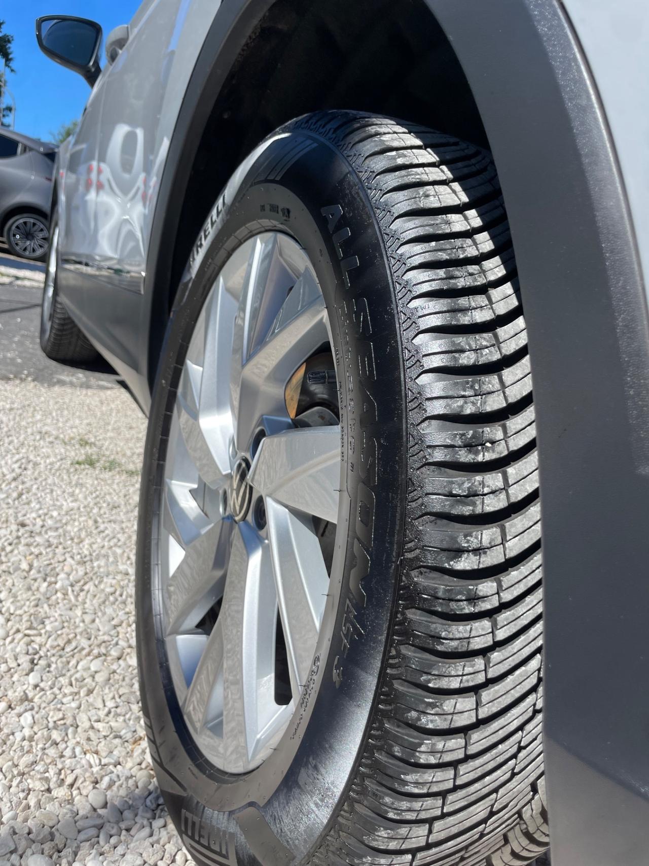 Volkswagen Tiguan 1.5 TSI 150 CV DSG ACT R-Line