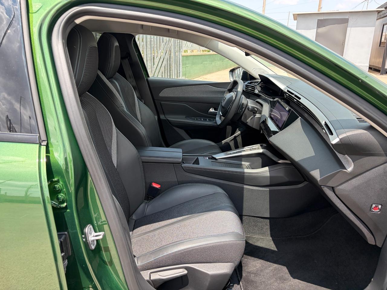 Peugeot 308 1.5 BlueHDi 130cv EAT8 Allure Pack