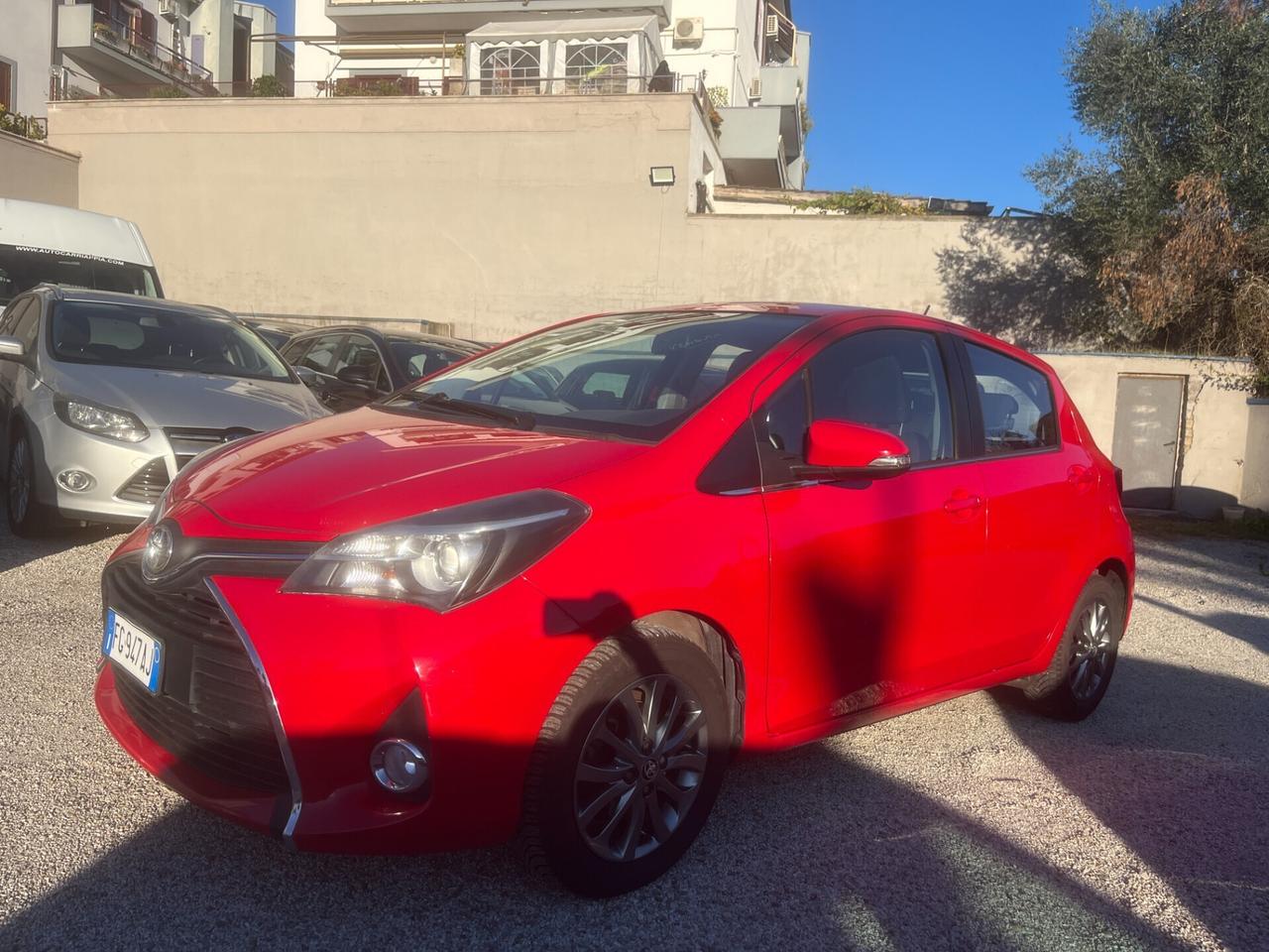 Toyota Yaris 1.0 5 porte Lounge