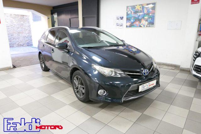 TOYOTA Auris Touring Sports 1.8 Hybrid Active Plus